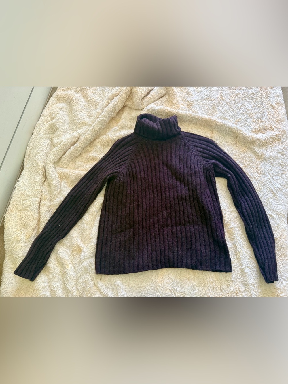 Banana Republic Ribbed Turtleneck Sweater - Deep Plum M EUC